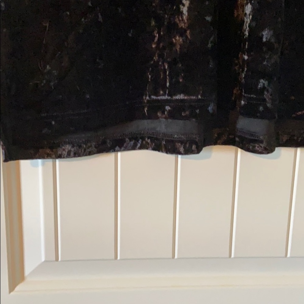 Top - Picture 3 of 3